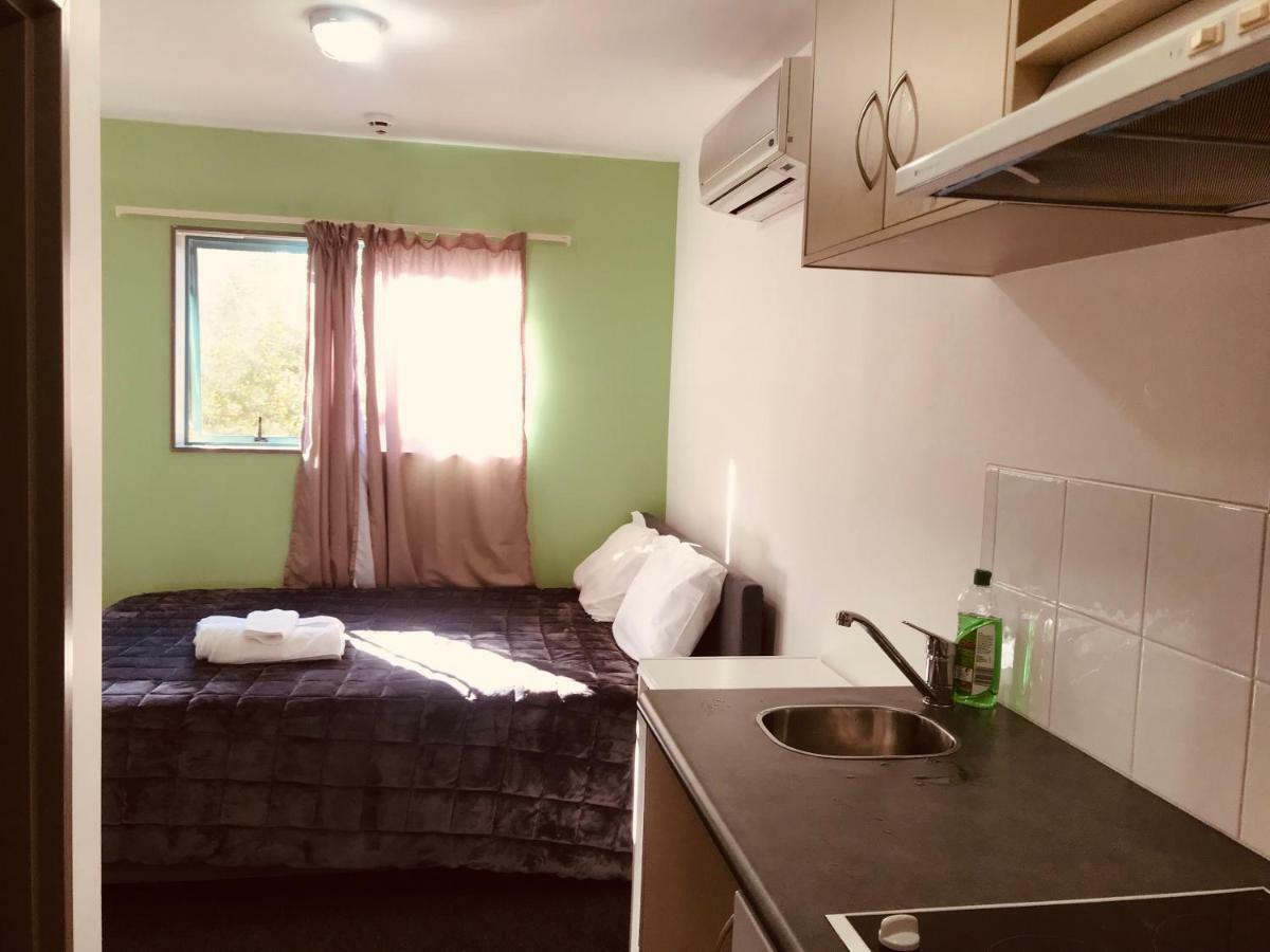 تاوبو Red Rose Motel المظهر الخارجي الصورة