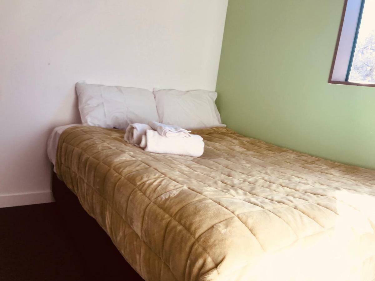 تاوبو Red Rose Motel المظهر الخارجي الصورة