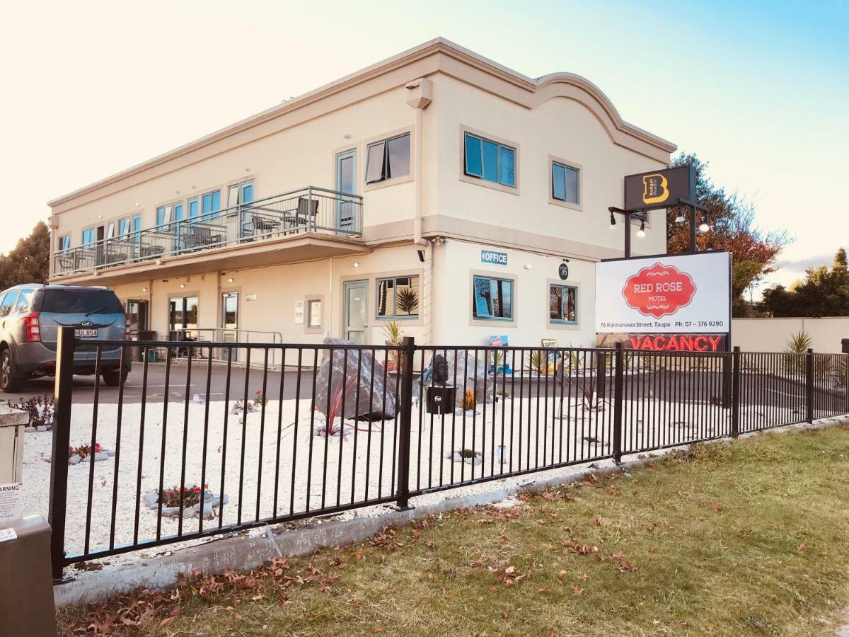 تاوبو Red Rose Motel المظهر الخارجي الصورة